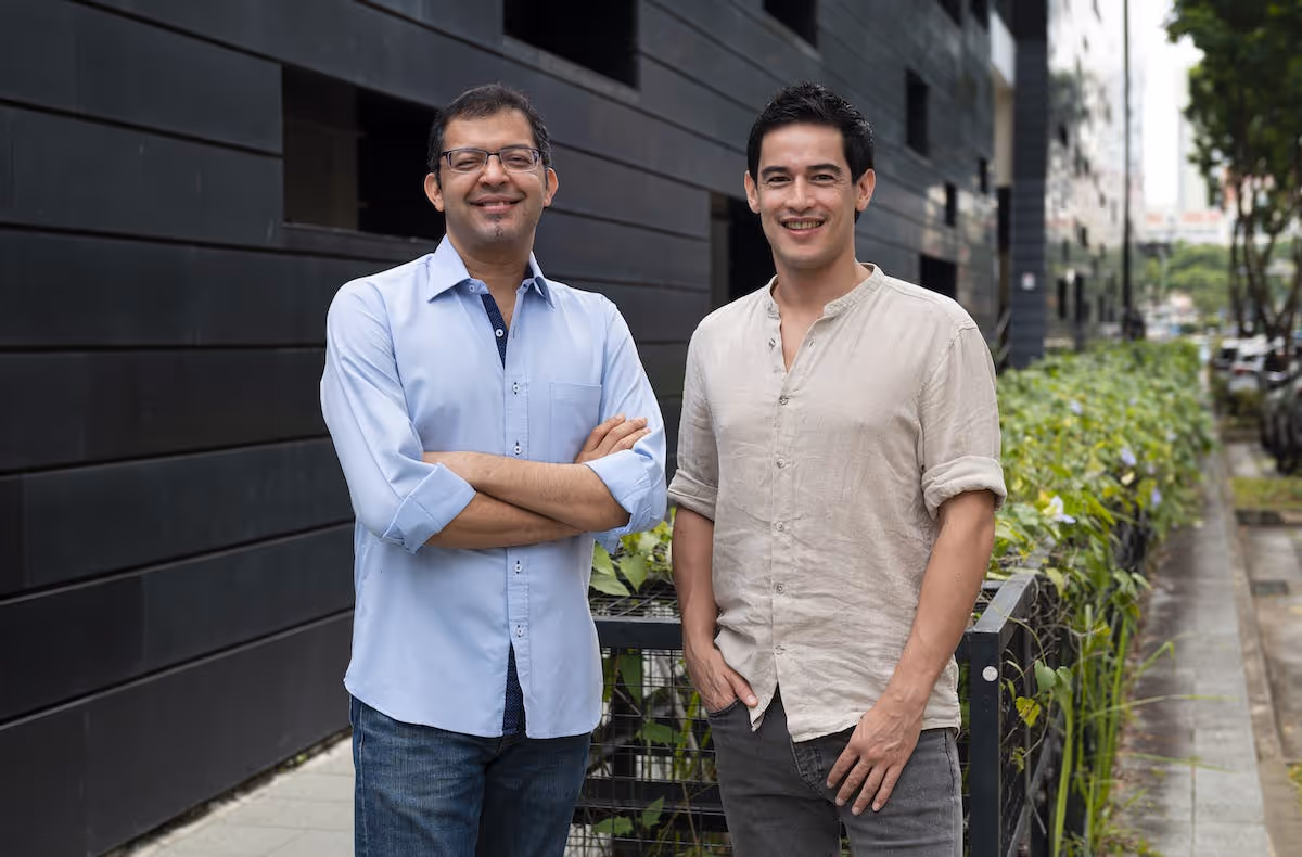 Image of Ivory Co-founder Shubham Gupta and Jamie Choo 