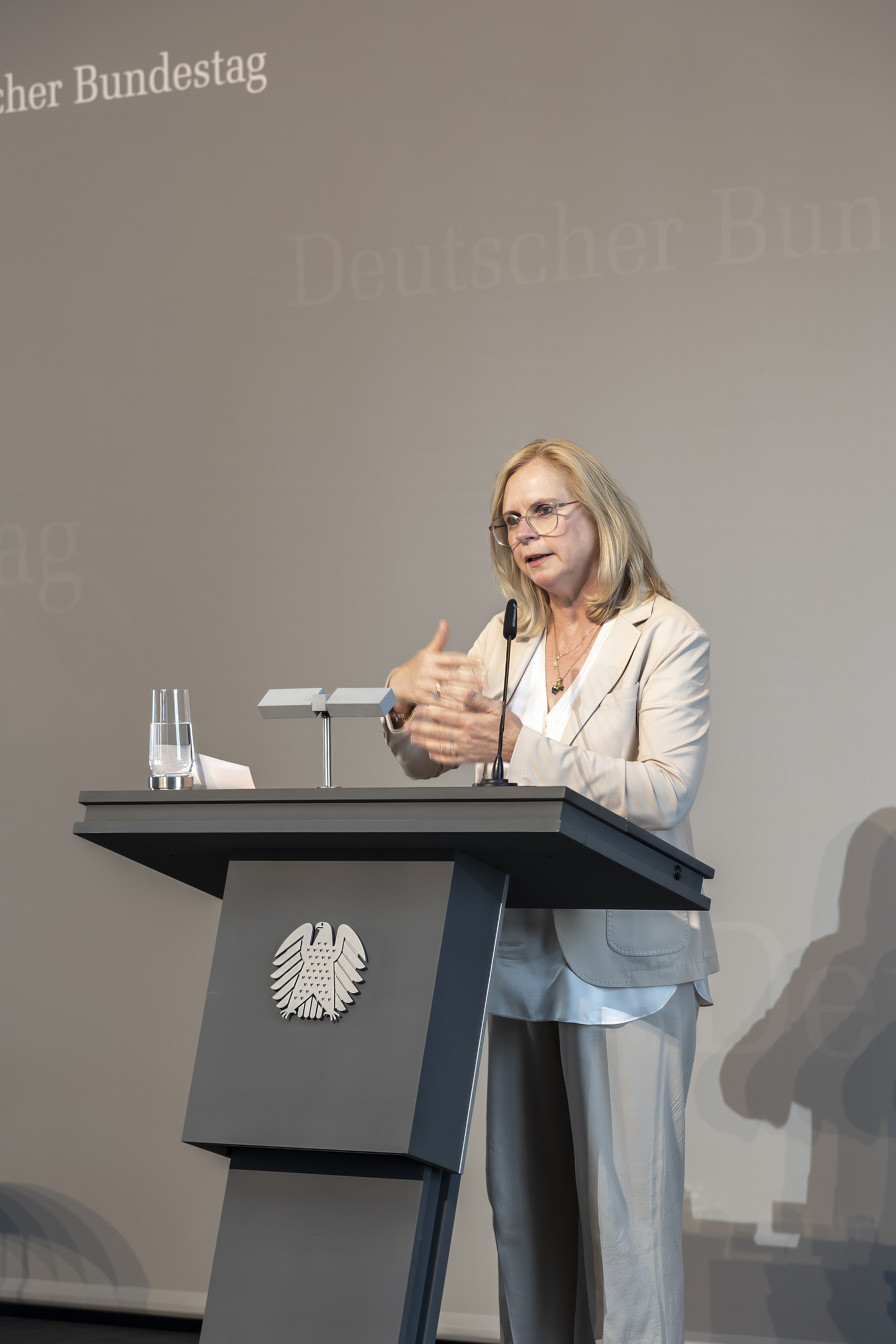 Andrea Lindholz, Vice-President of the German Bundestag, at the opening of Poster im Bundestag