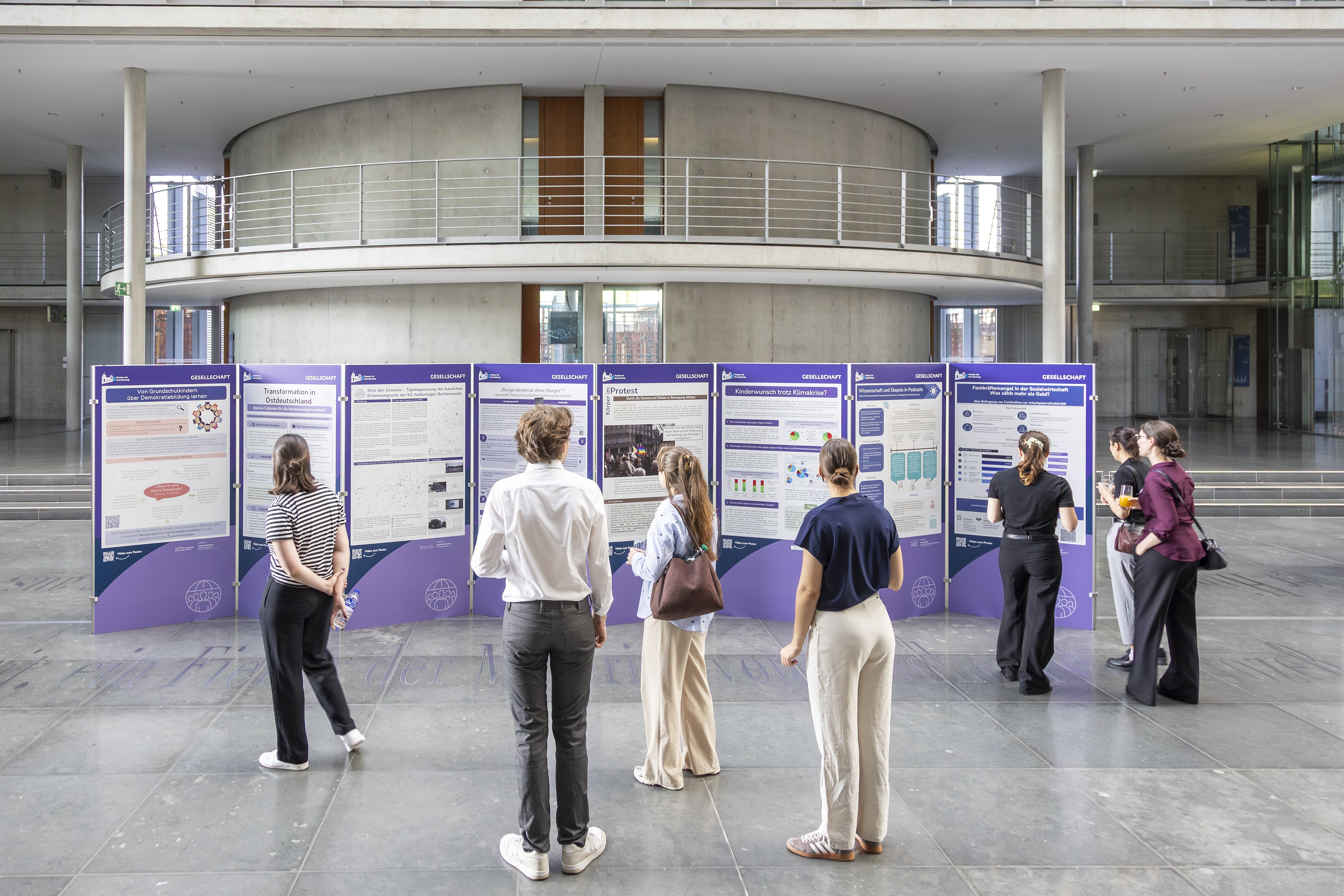 Impressions from the Poster im Bundestag exhibition