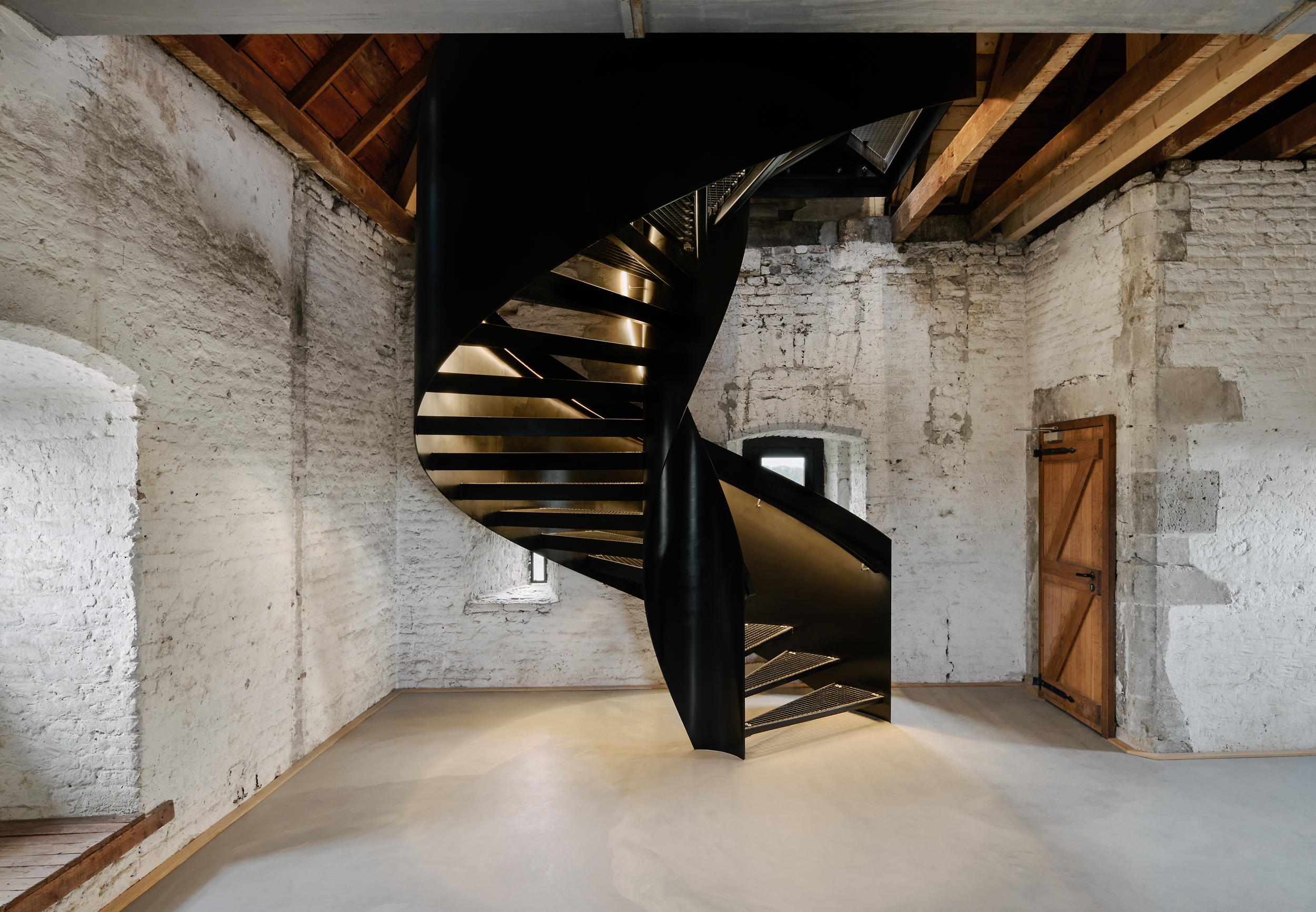 Rheinturm-Zons Wendeltreppe in Stahlbau