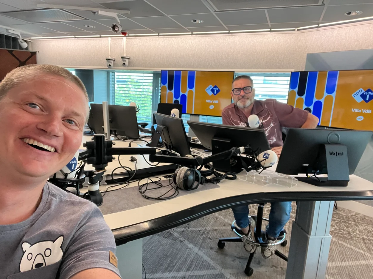 Steven Stavast te gast in Villa VdB op NPO Radio 1
