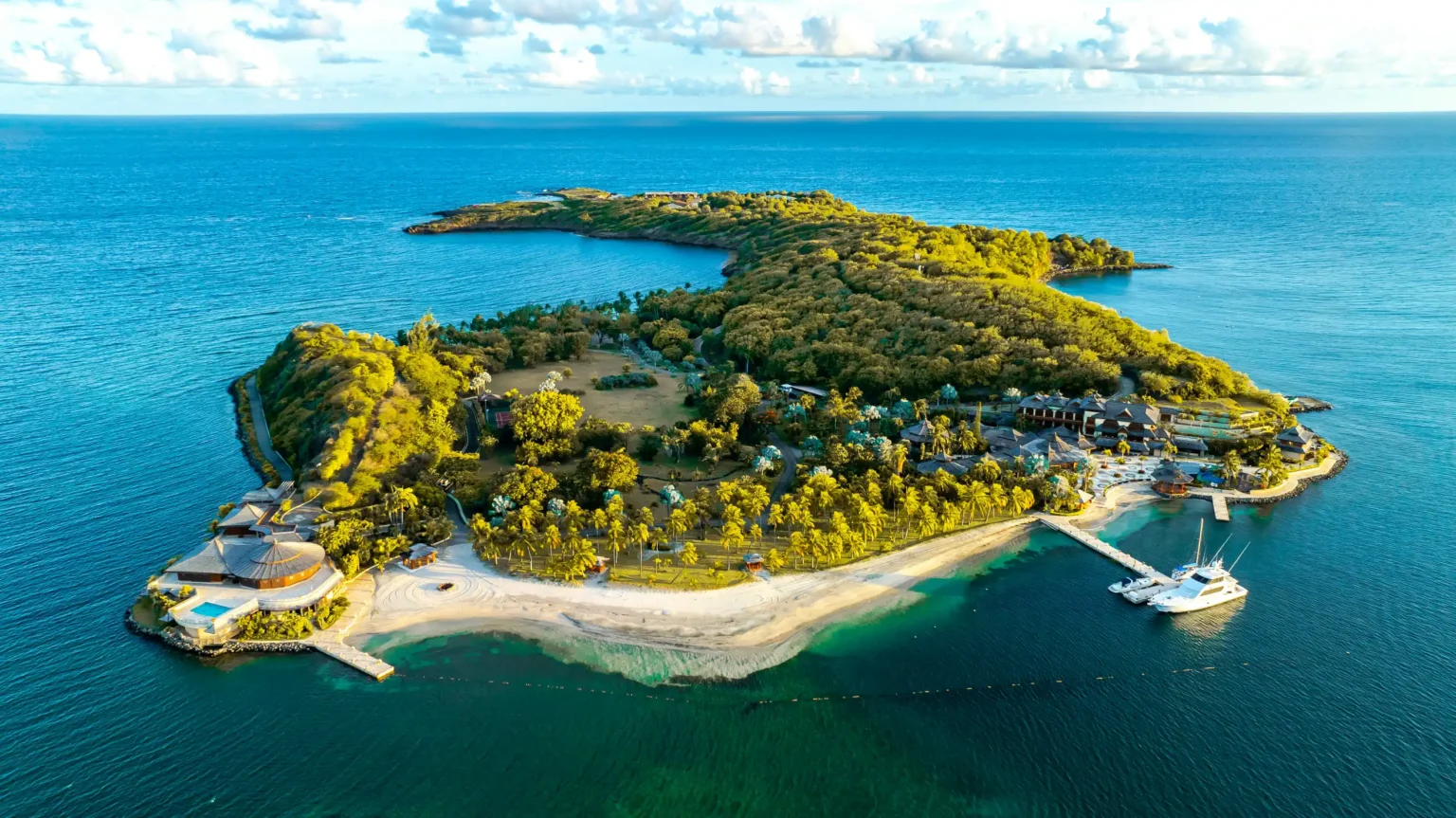 Looking to finance an Airbnb property but can't afford a down payment? Discover strategies and programs that help you secure an Airbnb loan with no money down.