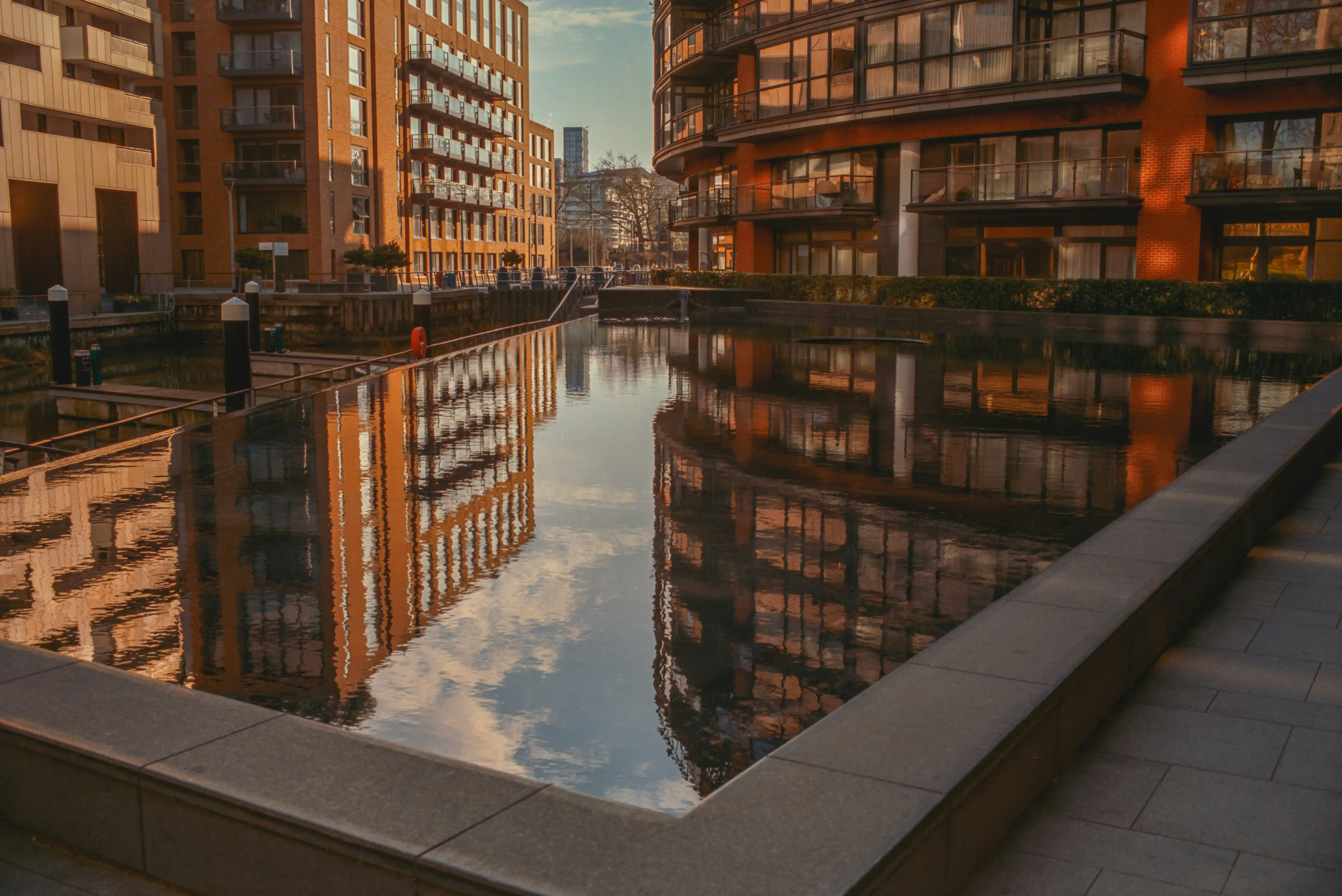 Compare the top loan options for rental property investors, including conventional, portfolio, and private loans. Find the best financing for real estate.