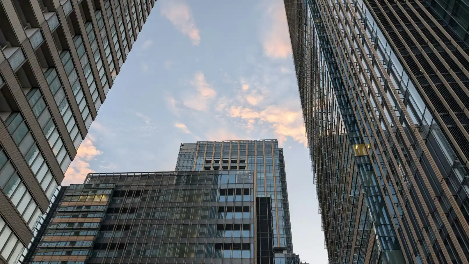 DSCR loans are used for investment properties. Discover the rules and restrictions around using a Debt Service Coverage Ratio (DSCR) loan for primary residence.