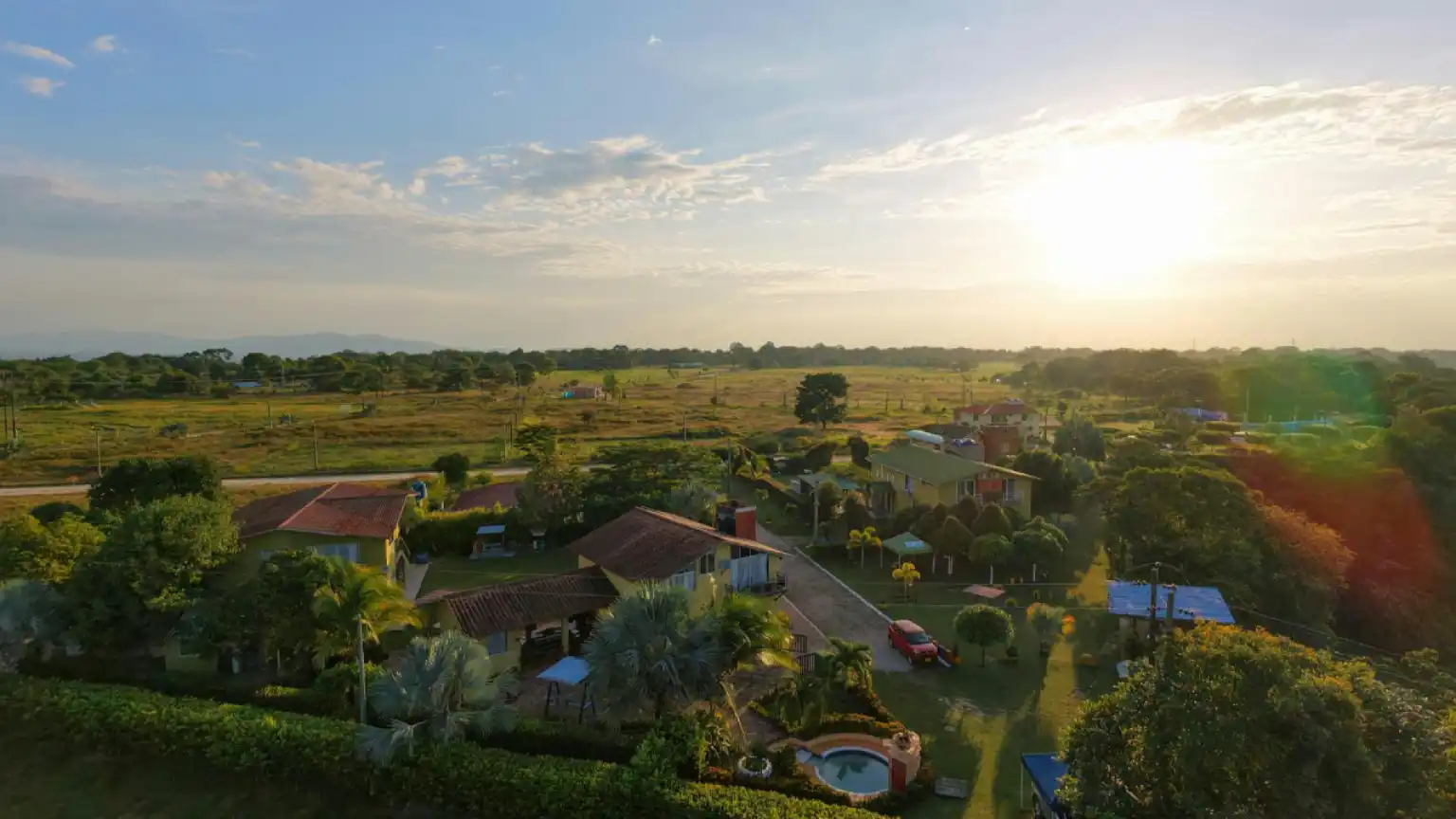 Bank statement mortgage loans help self-employed borrowers and investors qualify for financing without traditional income documentation. Learn eligibility and benefits.