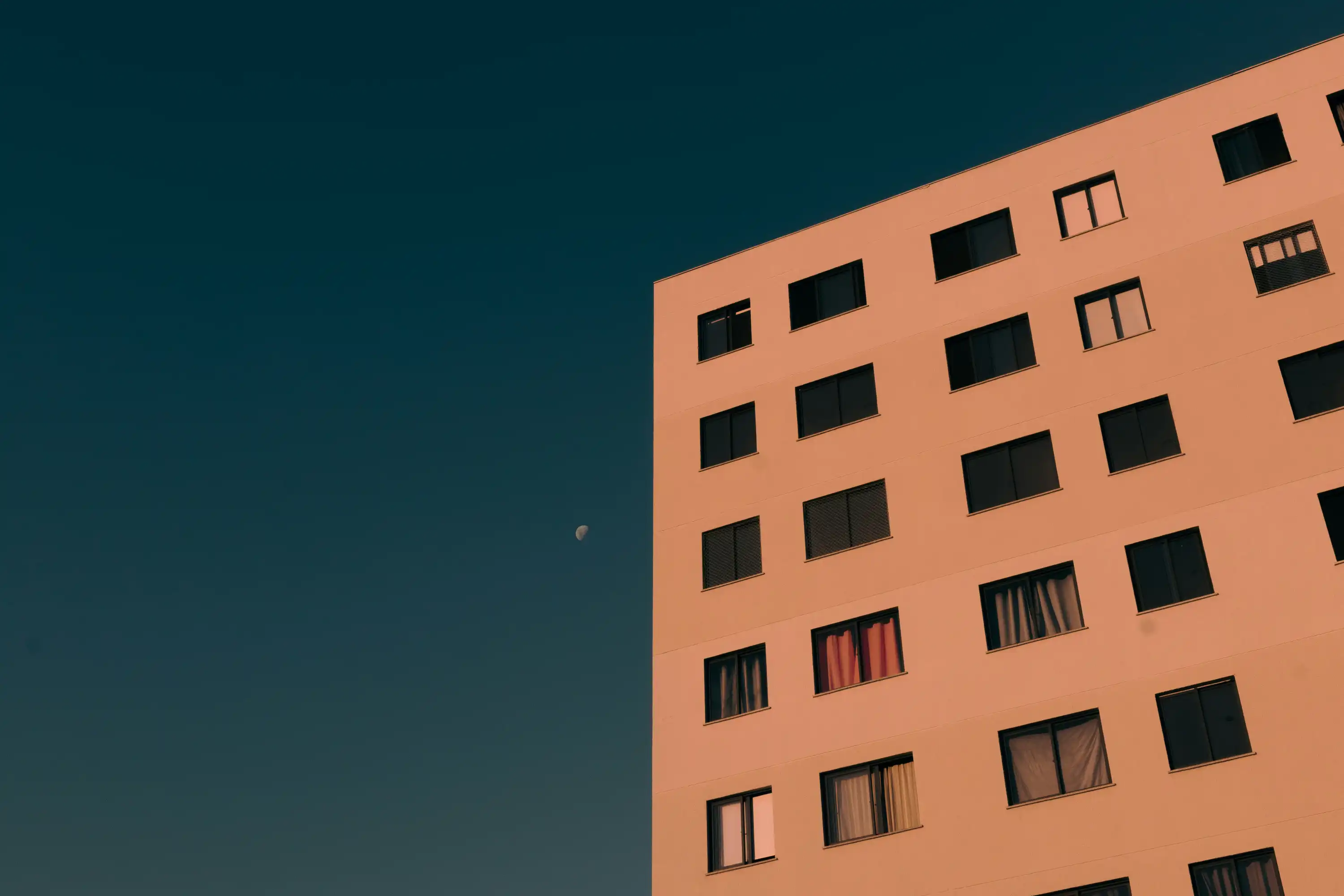 Compare current rental property mortgage rates (6.5-8.5%) and understand DSCR loans. 