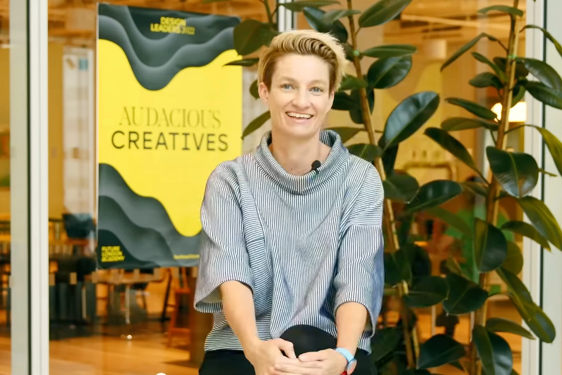 Lou Helliwell speaking about learning and leadership at Folk.