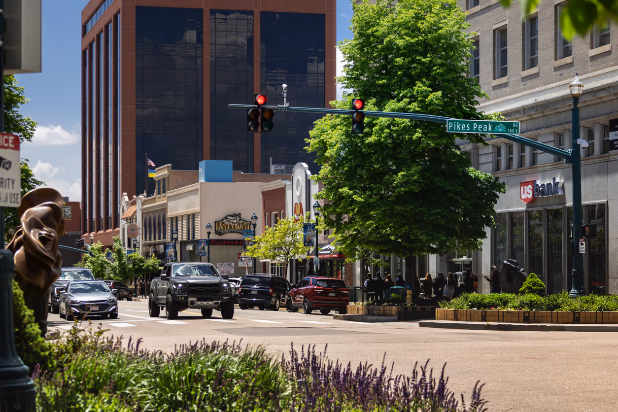 image of expert panel discussing blockchain