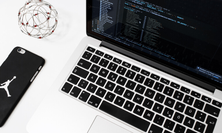 8 innovative design ideas to make your resume pop