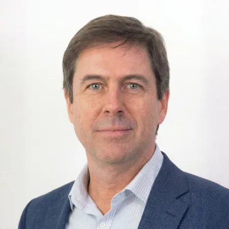 Professional portrait of Louis-Martin Parent, member of the PlanAxion team.
