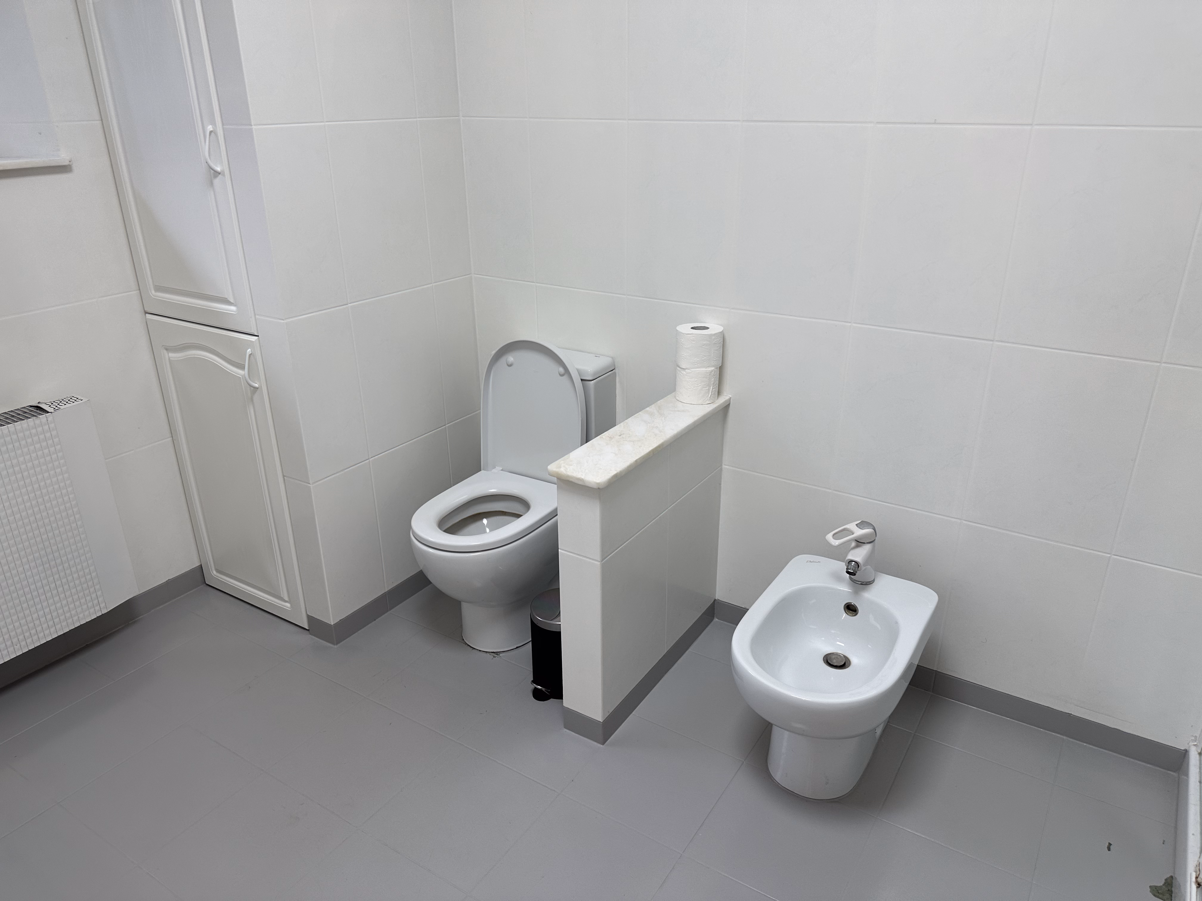 [background image] image of cozy reading nook (for an author & writer)