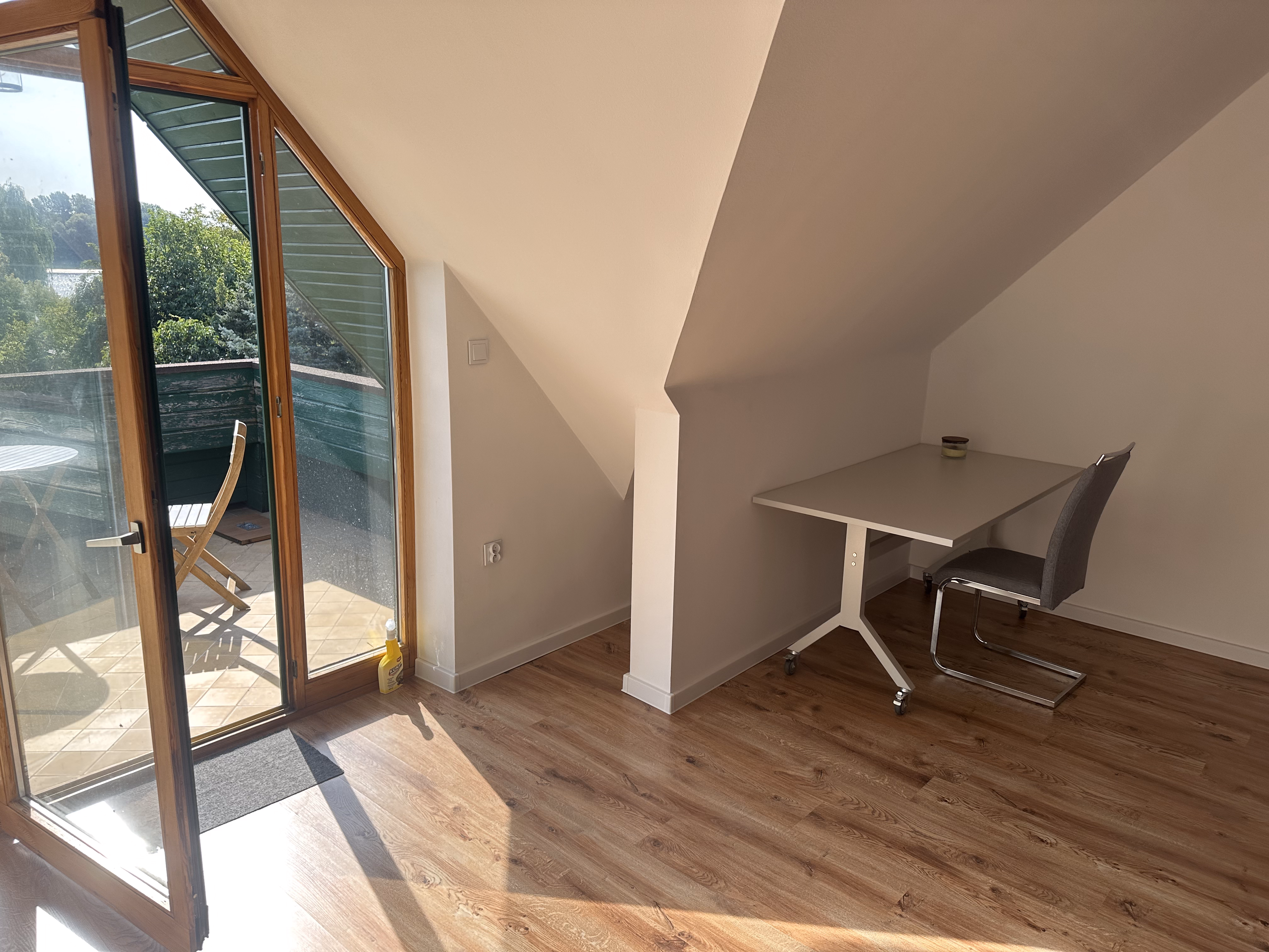 image of restaurant venue for events (for a chinese restaurant)