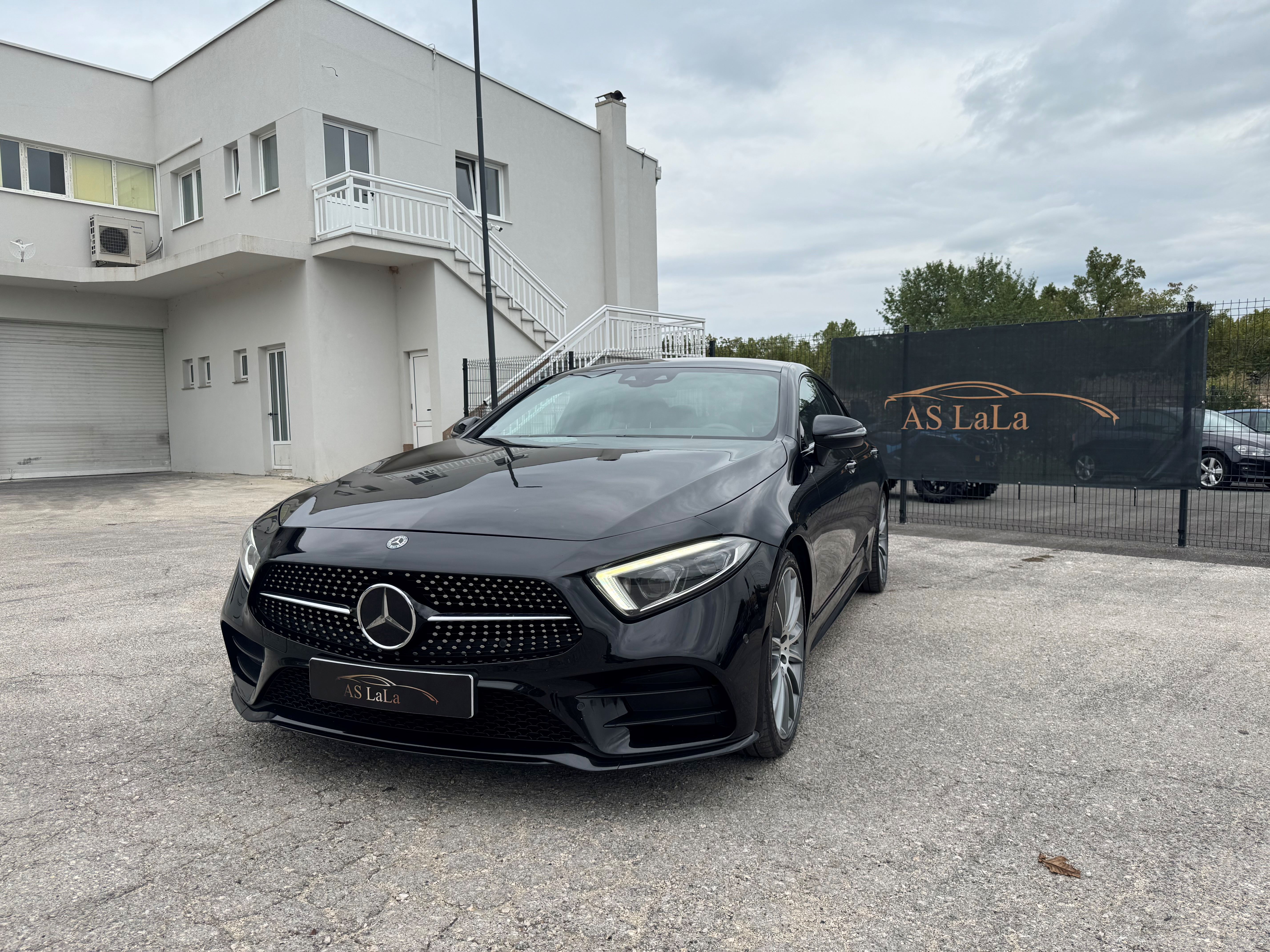 image of electric vehicle charging station