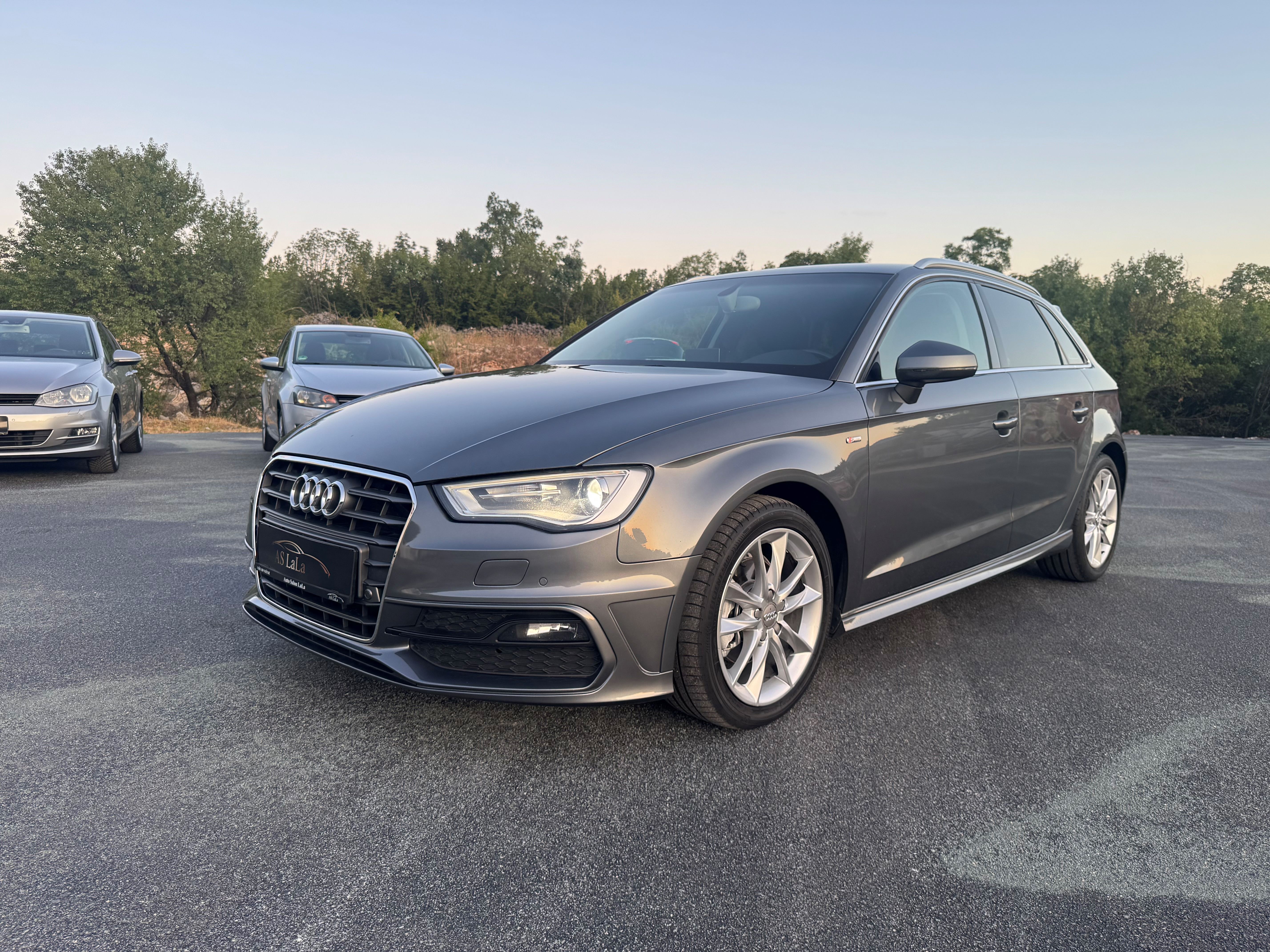 image of sunlit desert landscape