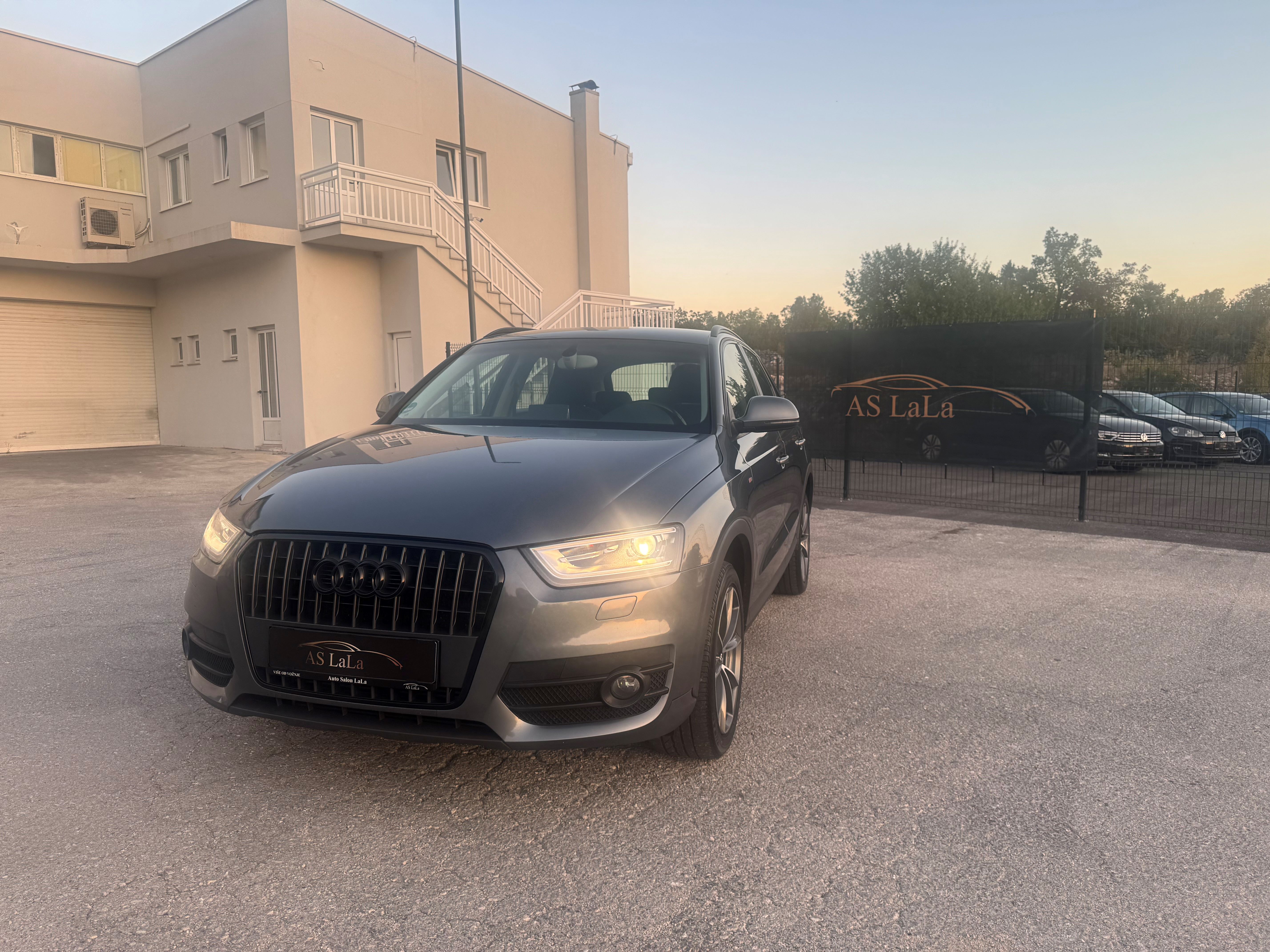 image of sunlit desert landscape