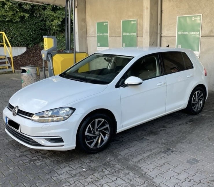 image of interior features (for an auto dealership)