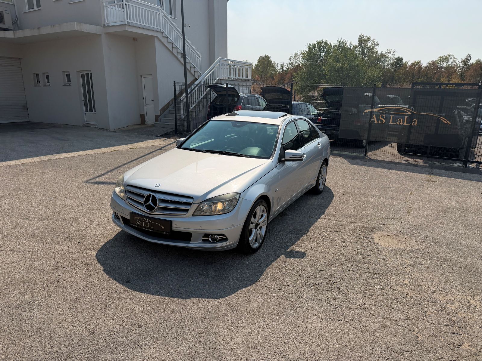 auto dealership family day event