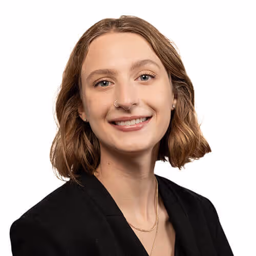 6334e0498e0f90c470688035_Hensmann_Amanda_webop.jpg