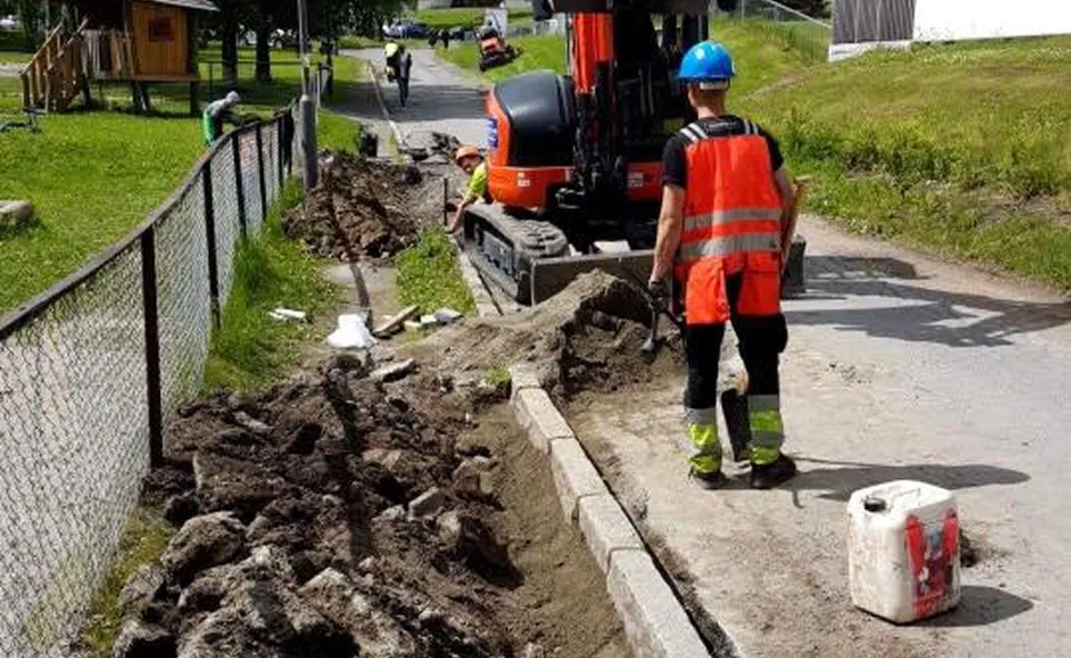 Graving av grøftekant