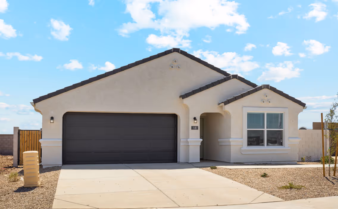 Exterior home, garage
