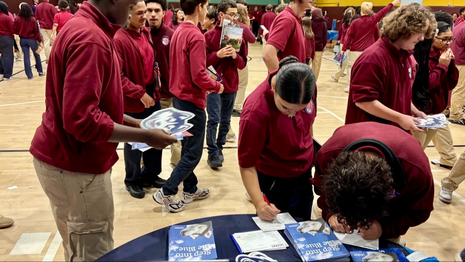 HCSS Hosts Annual College Fair with 30 Colleges