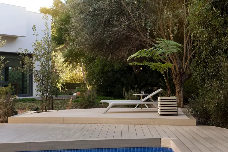 Rooftop Tarimatec composite garden deck terrace