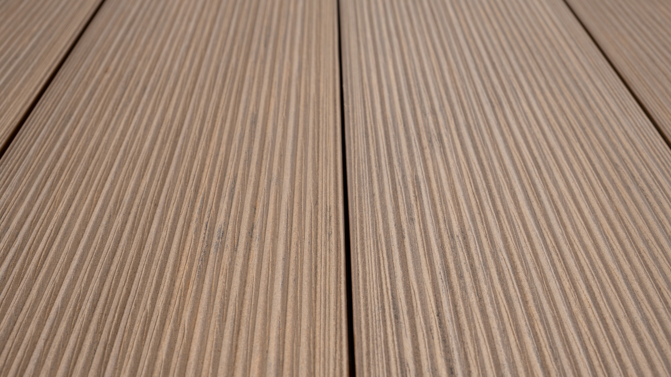 Trex Transcend® 3.5-in Composite Decking Sample in Havana Gold