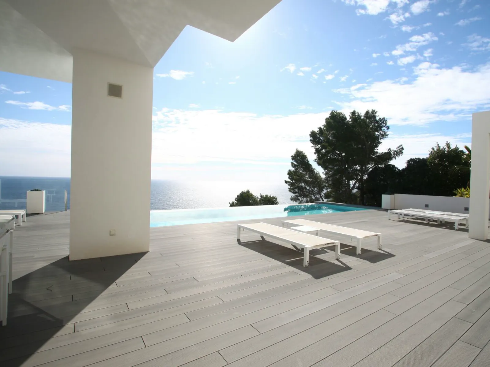 Tarimatec composite decking installed