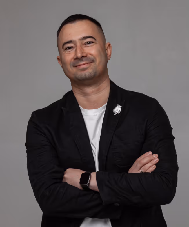 Олексій Повзло