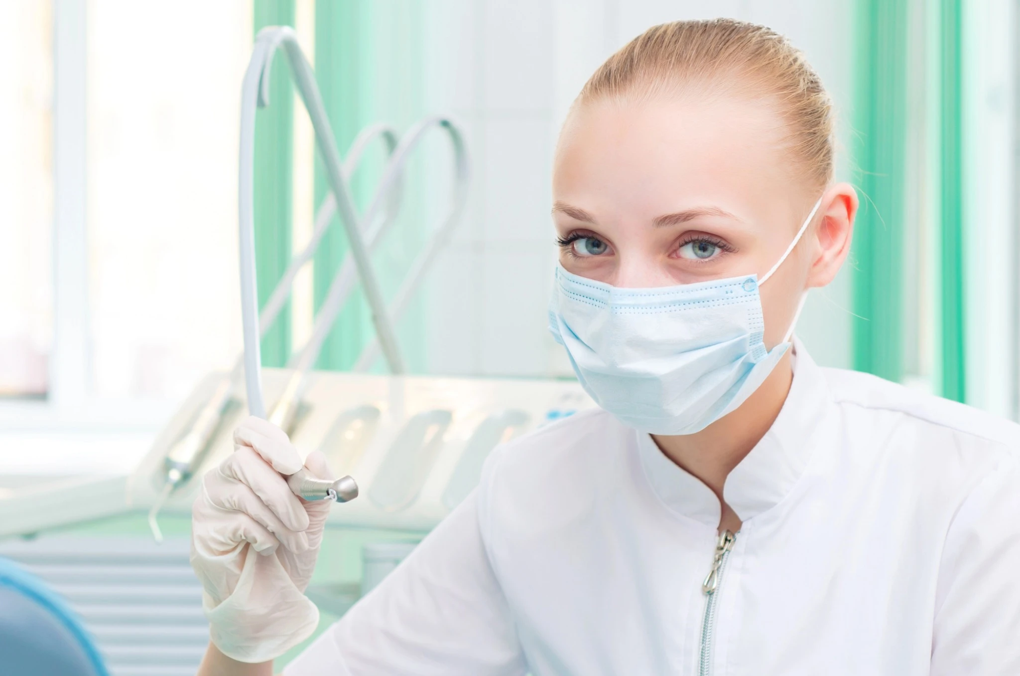 allentown-pa-dentists-female-dentist-portrait