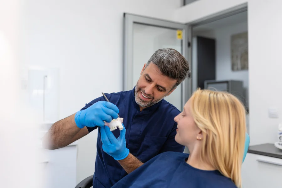 dental-bridge-allentown-pa-dentist-showing-model-patient