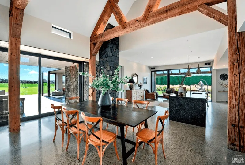 Lincon Family Estate, Queenstown | Sandblasted Rustic Beams for trusses