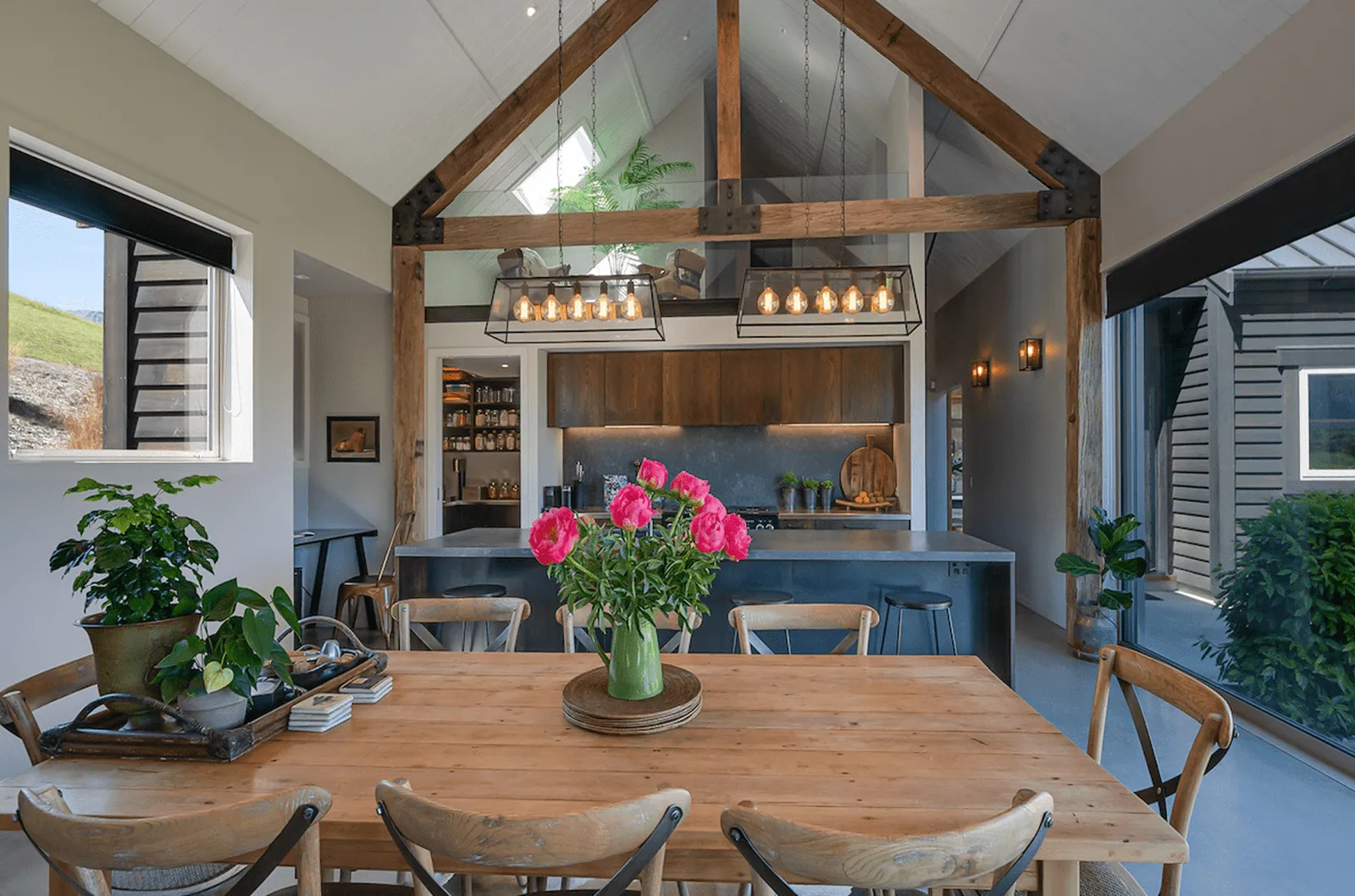 Threepwood Villa, Lake Hayes Queenstown |  Rustic Hardwood Beams sandblasted for trusses