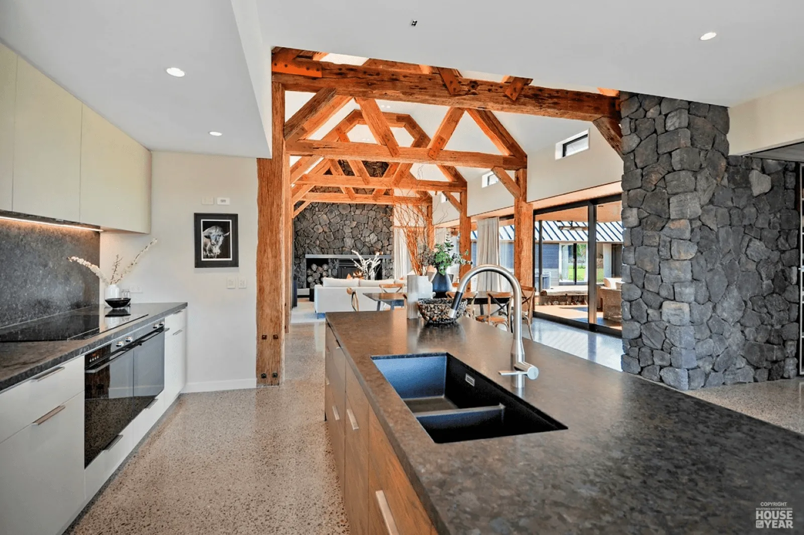 Lincon Family Estate, Queenstown | Sandblasted Rustic Beams for trusses