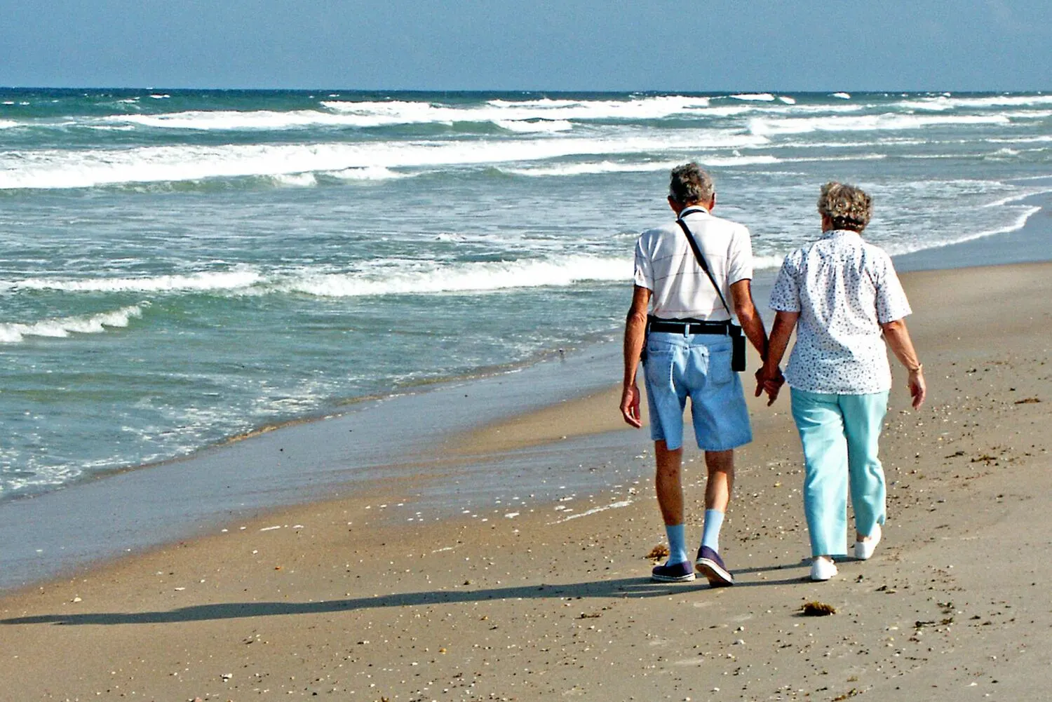 Illustration of a retirement and finances checklist for aging families