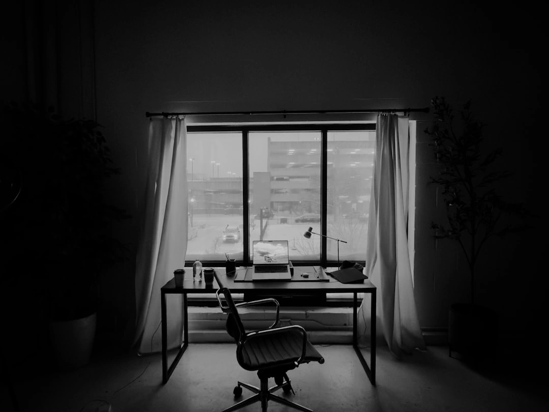 An empty office desk representing a job vacancy after FMLA leave expires An empty office desk representing a job vacancy after FMLA leave expires