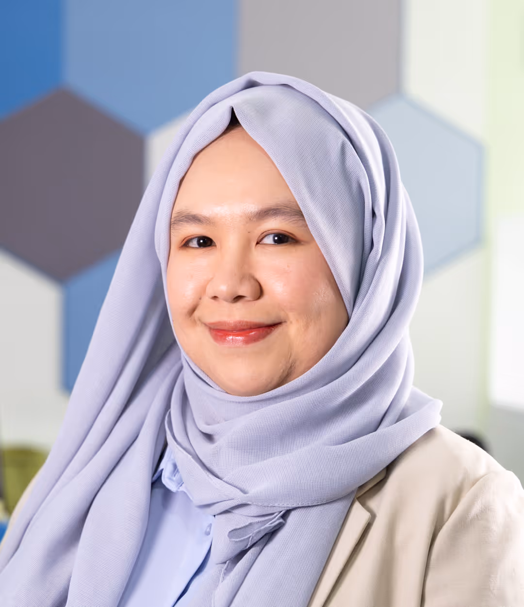 Portrait Picture Maribel Magtaan