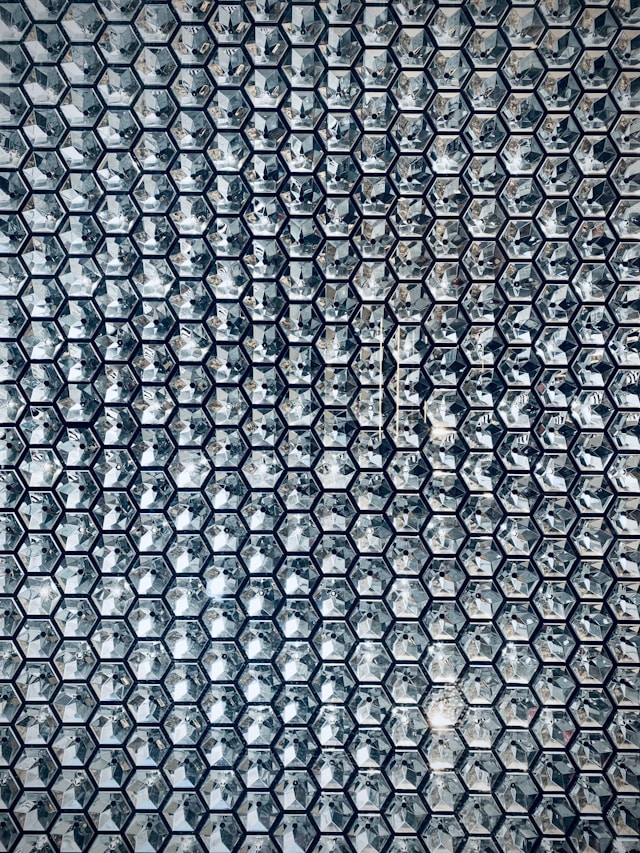 thumb image of the The Complete Guide to Ecommerce ERP Integration with grey tile-pattern 