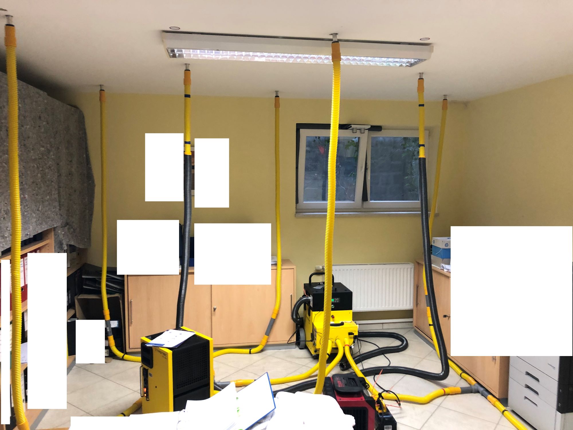 image of service center (for a auto dealership)