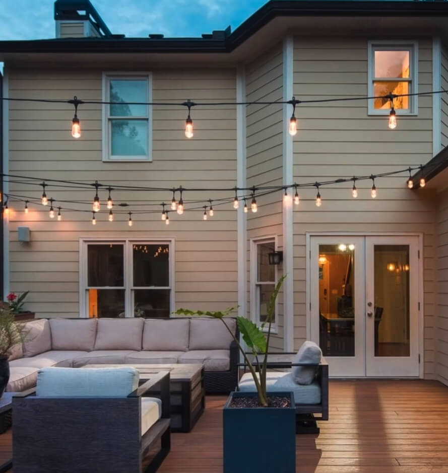An image of an outdoor lighting