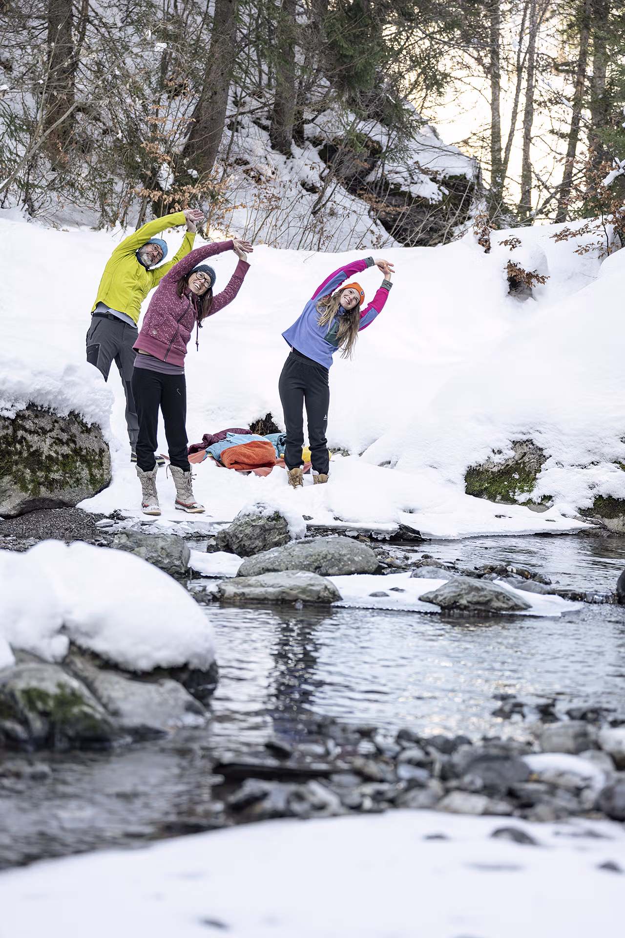 Yoga, Toumo, Amis, Loisirs