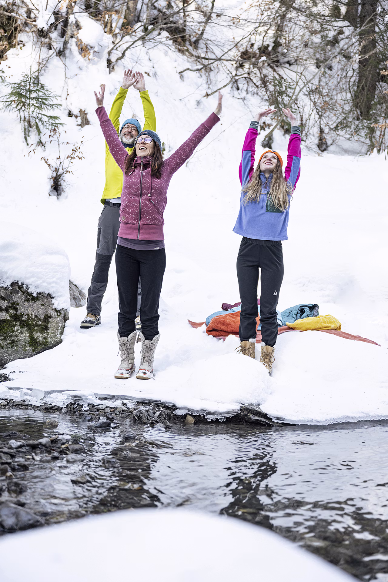 Yoga, Toumo, Amis, Loisirs