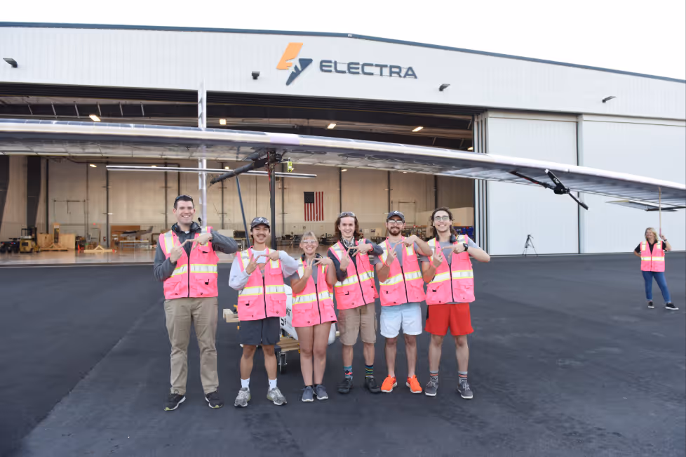Alumnus mentors engineering Hokies through takeoff