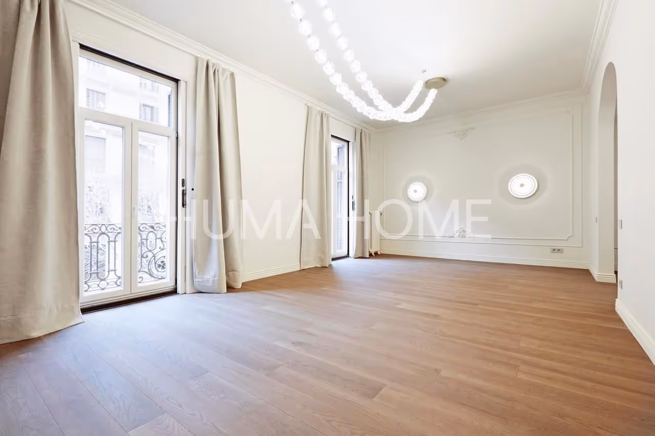 Brand New Apartment on Eixample