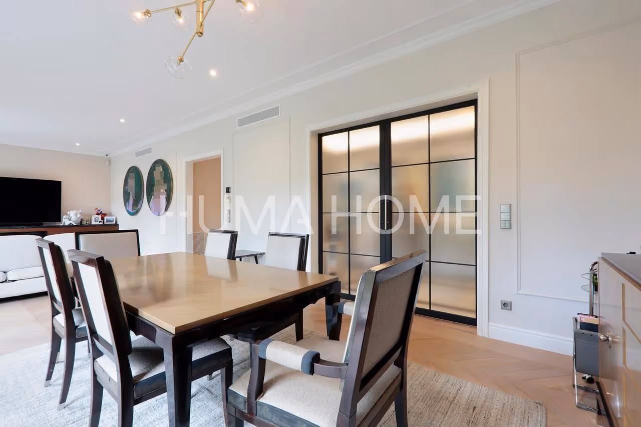 Apartment in Renovated Modernist Building