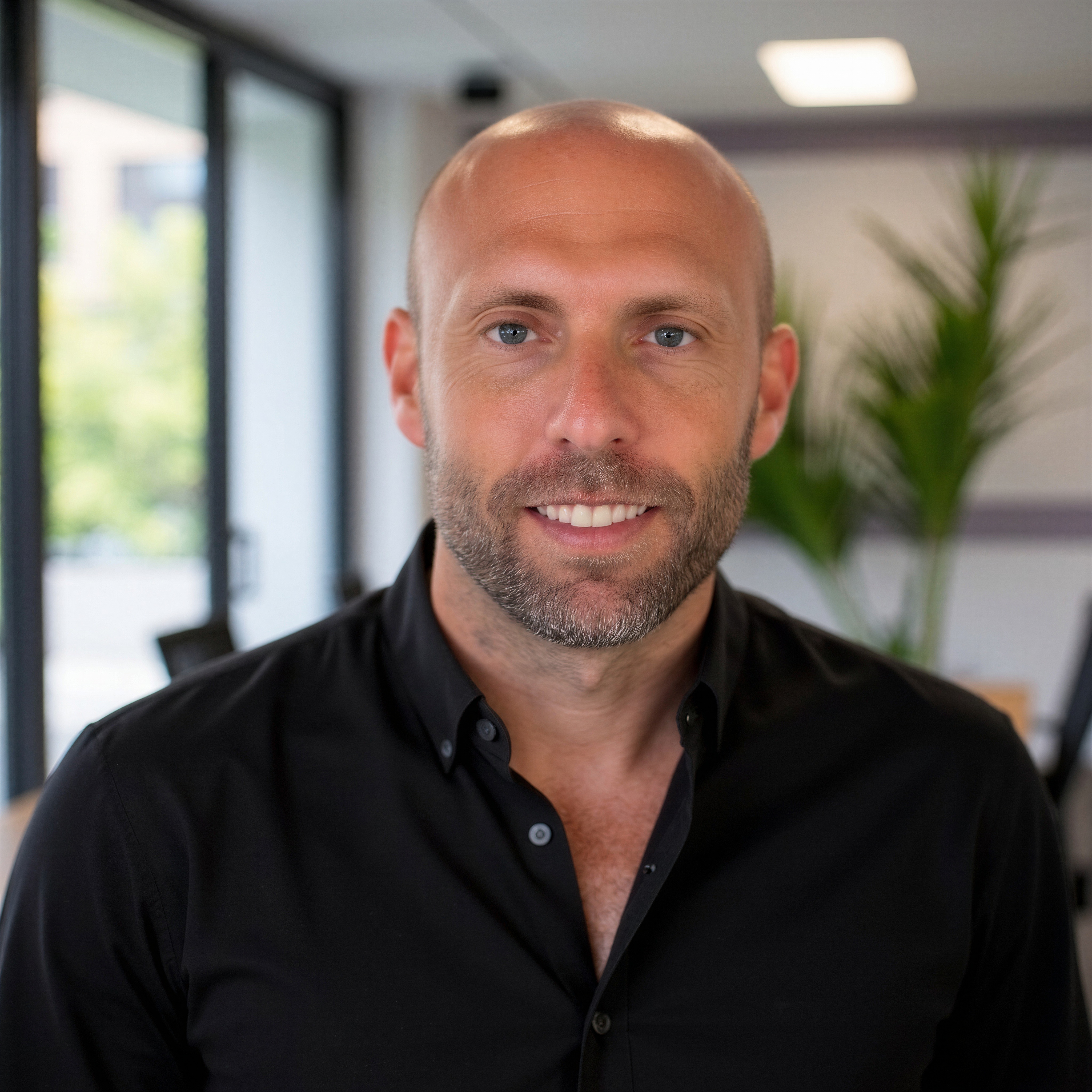 Ray Hen, Co-Founder and COO of Flight Mode Hospitality