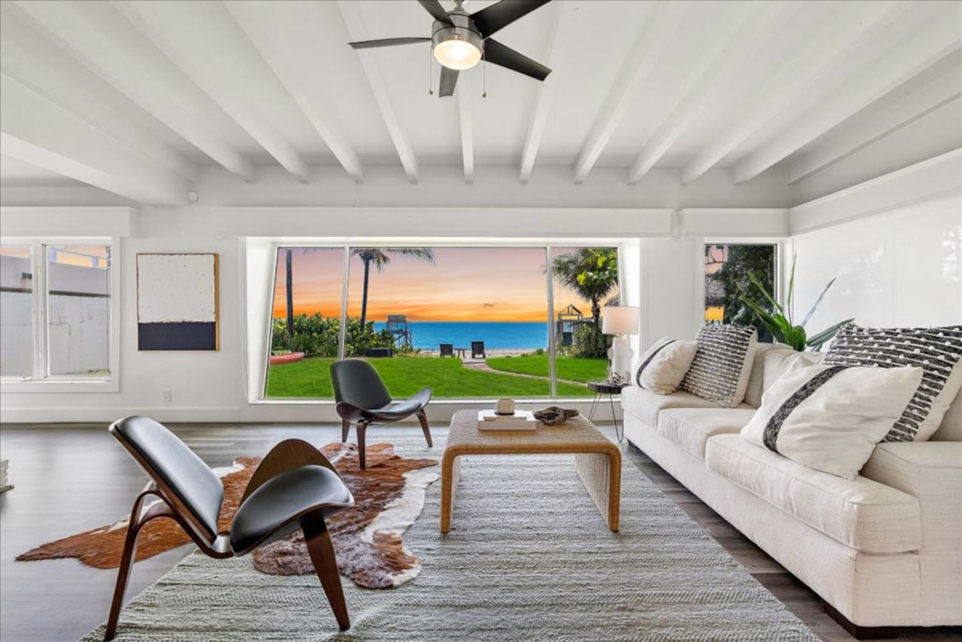 Oceanfront villa with private beach access – photo 1 of 5