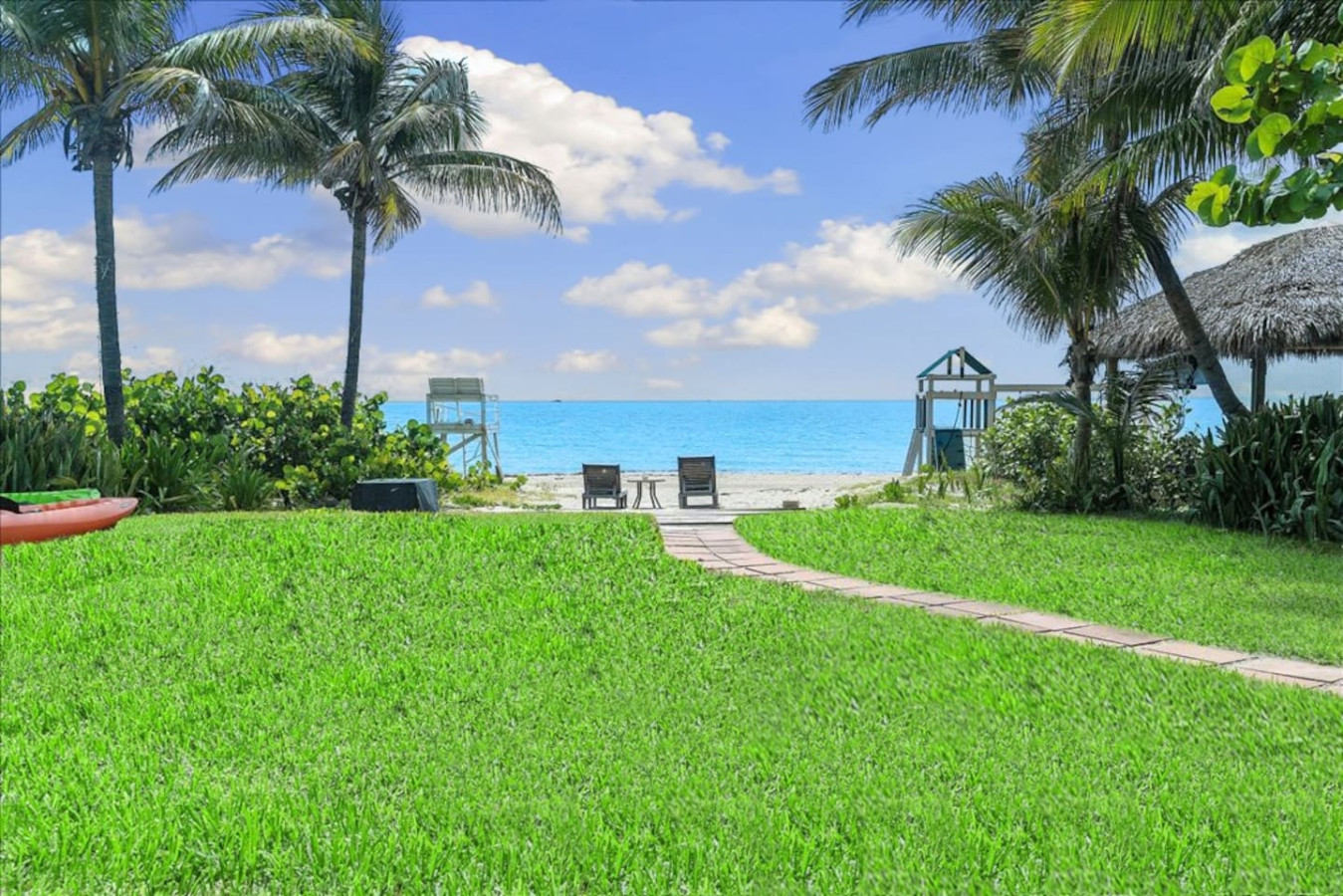 Oceanfront villa with private beach access – photo 3 of 5