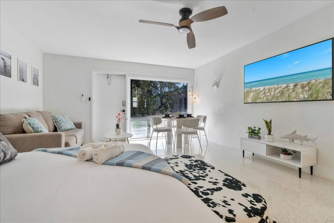 Beachside Studio vacation rental – photo 3 of 10