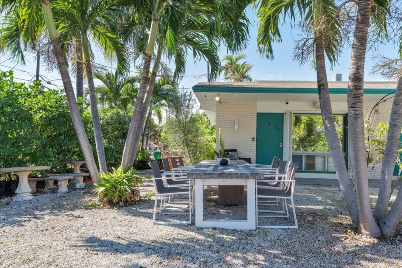 Beachside Studio vacation rental – photo 7 of 10